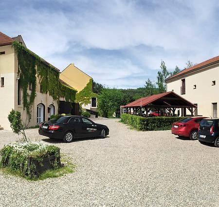 Usedlost Kotlarka Hotel Prague Exterior photo